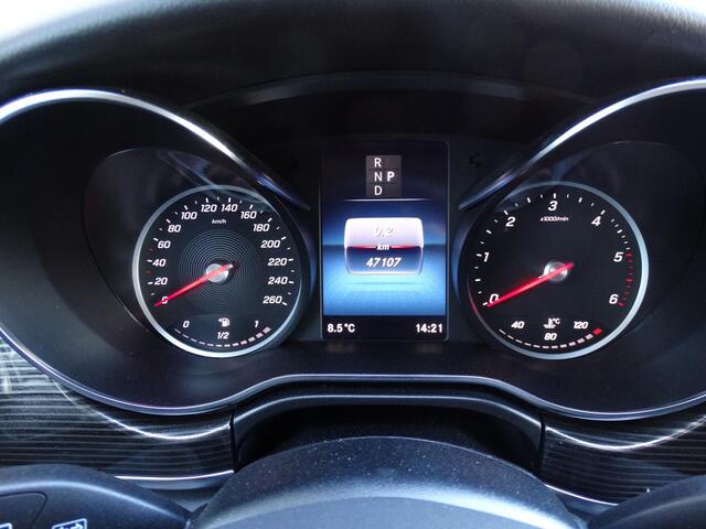 Mercedes-Benz V-KLASSE 300d Extra Lang Avantgarde Edition | 8-persoons | Elektrische zijschuifdeuren