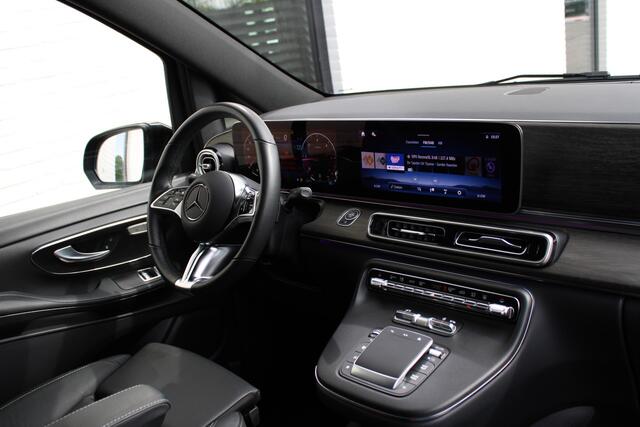 Mercedes-Benz V-KLASSE 300d / XXL / 4-Matic / DC / Black Edition / 2x Elec Schuifdeur / 360 Camera / Vol Opties / NIEUWSTAAT
