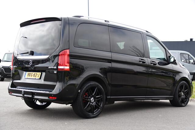 Mercedes-Benz V-KLASSE 300d AMG Black Edition Camera, Cruise, Carplay, LED, 2 x Schuifdeur, 237pk, Automaat, Leder, Automaat, Multimedia, Stoelverwarming, Uniek!