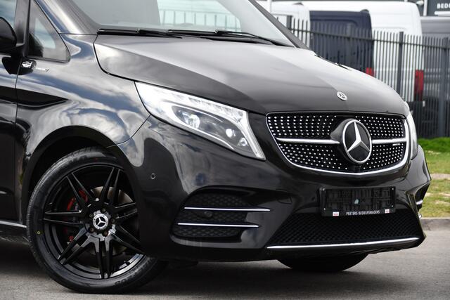 Mercedes-Benz V-KLASSE 300d AMG Black Edition Camera, Cruise, Carplay, LED, 2 x Schuifdeur, 237pk, Automaat, Leder, Automaat, Multimedia, Stoelverwarming, Uniek!
