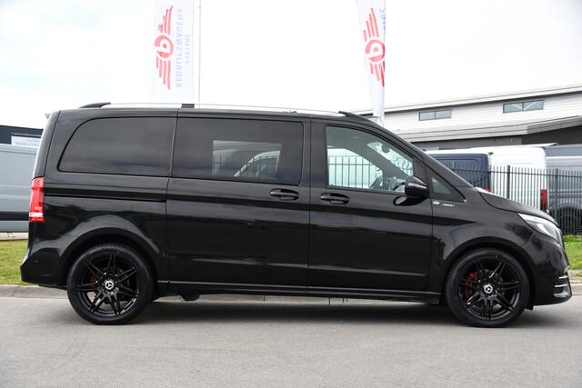 Mercedes-Benz V-KLASSE 300d AMG Black Edition Camera, Cruise, Carplay, LED, 2 x Schuifdeur, 237pk, Automaat, Leder, Automaat, Multimedia, Stoelverwarming, Uniek!