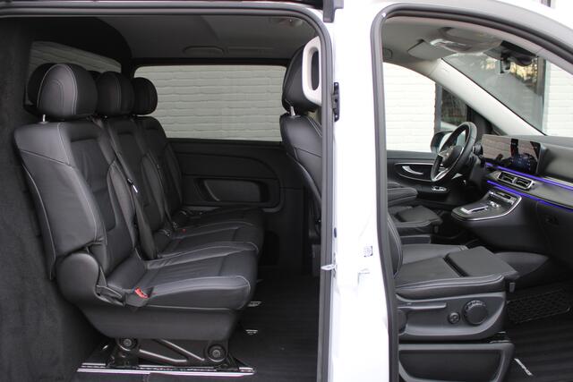 Mercedes-Benz V-KLASSE 250d / DC / AMG / 4-Matic / 2x Elec Schuifd / Camera / Vol Opties / NIEUWSTAAT