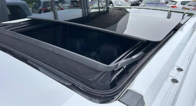 Mercedes-Benz V-KLASSE 250d Lang DC 190PK | BOMVOL | PANO | 2x ELEK Deur | LED | Elek Achterklep | BURMESTER | 360 Camera | Dodehoek | Grote Navi | Leder | Stoelverwarming |