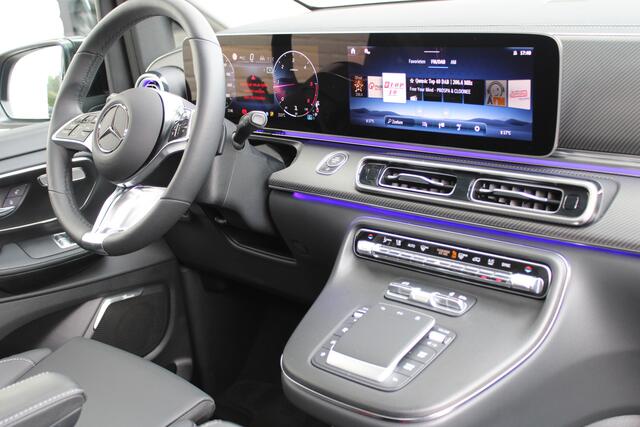 Mercedes-Benz V-KLASSE 300d / DC / AMG / 4-Matic / Luchtvering / Panorama / 360 Cam / Burmester / Vol Opties / NIEUWSTAAT