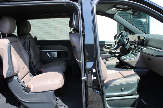 Mercedes-Benz V-KLASSE 300d / XXL / AMG / Exclusive / 4-Matic / 7 Pers / Luchtv / Elec Stoel / 360 Cam / Burmester / Vol Opties / NIEUWSTAAT
