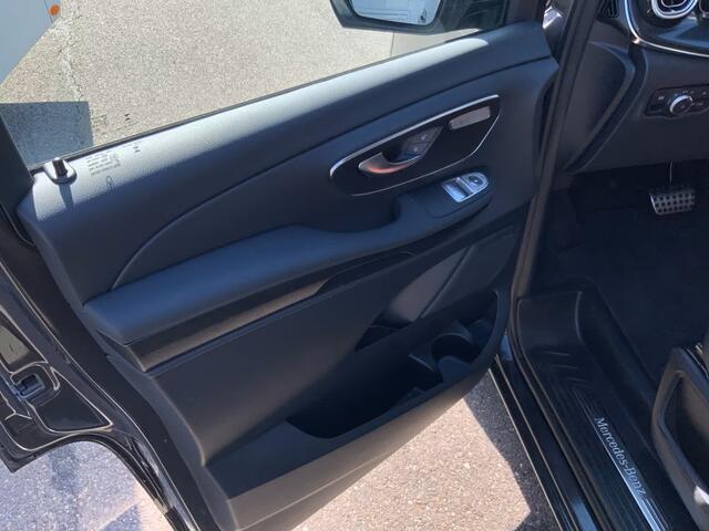 Mercedes-Benz V-KLASSE 300 L2 Benzine Grijs Kenteken EL. Schuifdeuren Distronic 360 Camera EL. Achterklep Stoelverwarming