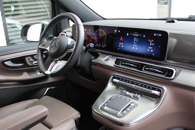 Mercedes-Benz V-KLASSE 300d / XXL / AMG / DC / Exclusive / 4-Matic / Luchtv / Elec Stoelen / Burmester / NIEUWSTAAT