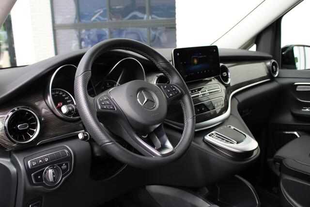 Mercedes-Benz V-KLASSE 300d / XXL / DC / 4-Matic / 2x Elec Schuifdeur / 360 Camera / Burmester / Vol Opties / NIEUWSTAAT