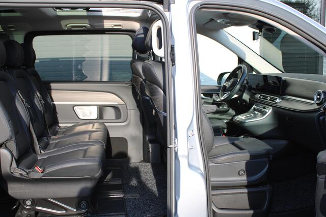 Mercedes-Benz V-KLASSE 300d / AMG / DC / 4-Matic / Luchtvering / Pano / Elec Stoel / Burmester / Vol Opties / NIEUWSTAAT.