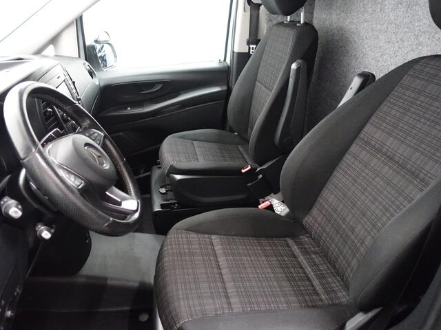 Mercedes-Benz VITO 116 CDI Lang Avantgarde Aut- 2x Schuifdeur, Navi, Lane Assist, Sidebars, Trekhaak, Grijs kenteken