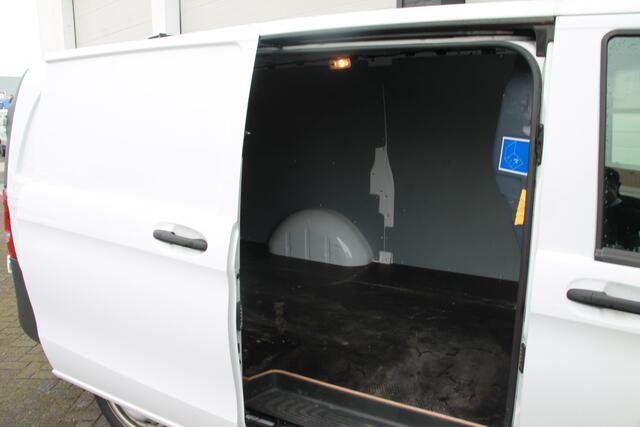Mercedes-Benz VITO 116 CDI Lang EURO 6 - Airco - Navi - Cruise - Camera - ¤ 18.900,- Excl.