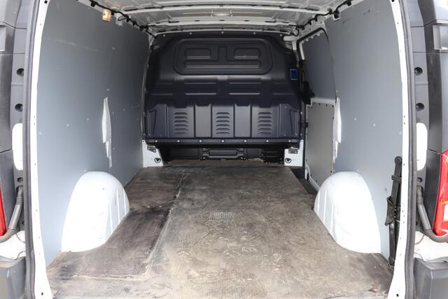 Mercedes-Benz VITO 116 CDI Lang - EURO 6 - Airco - Navi - Cruise - ¤ 18.900,- Excl.