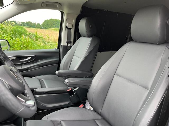 Mercedes-Benz VITO eVito Bestelwagen 66 kWh L3 | Navigatie | Airco | Bluetooth | Stoelverwarming