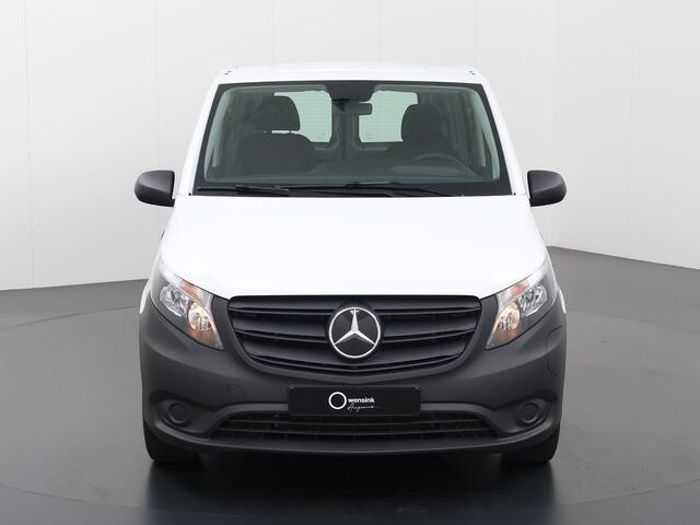 Mercedes-Benz VITO eVito Bestelwagen Lang 66 kWh | Stoelverwarming | Navigatie | Airco | Cruise control