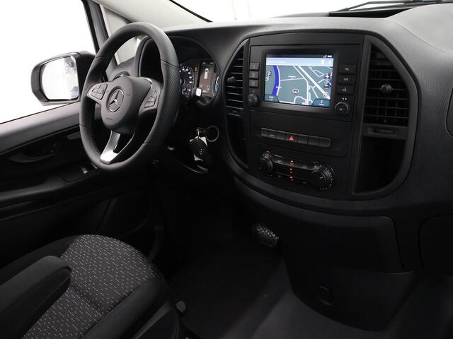 Mercedes-Benz VITO eVito Bestelwagen Lang 66 kWh | Stoelverwarming | Navigatie | Airco | Cruise control