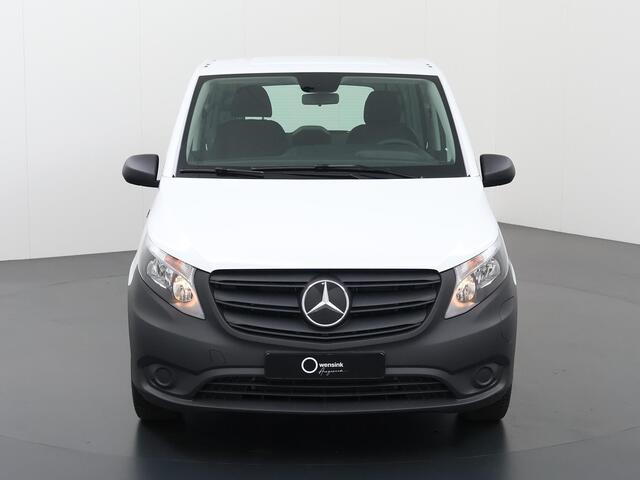 Mercedes-Benz VITO eVito Bestelwagen 66 kWh L2 | Stoelverwarming | Navigatie | Airco | Bluetooth