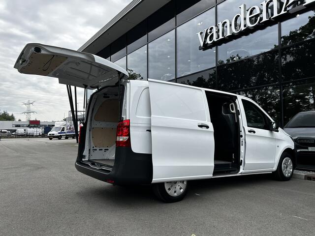Mercedes-Benz VITO 110 CDI L2 Lang Airco // Achterklep // Bank // Radio // CV // Betimmering // Wieldoppen