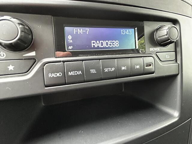 Mercedes-Benz VITO 110 CDI L2 Lang Airco // Achterklep // Bank // Radio // CV // Betimmering // Wieldoppen