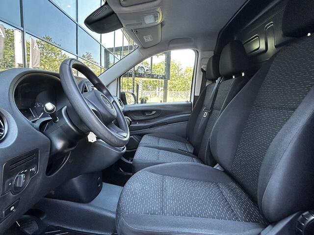 Mercedes-Benz VITO 110 CDI L2 Lang Trekhaak // Airco // Achterklep // Bank // Radio // CV // Betimmering // Wieldoppen