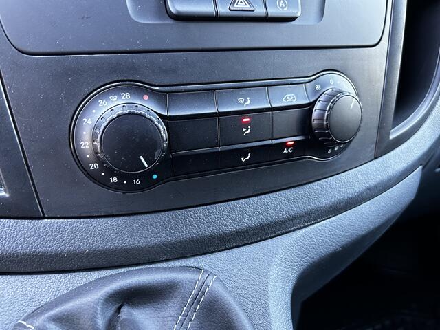 Mercedes-Benz VITO 110 CDI L2 Lang Trekhaak // Airco // Achterklep // Bank // Radio // CV // Betimmering // Wieldoppen
