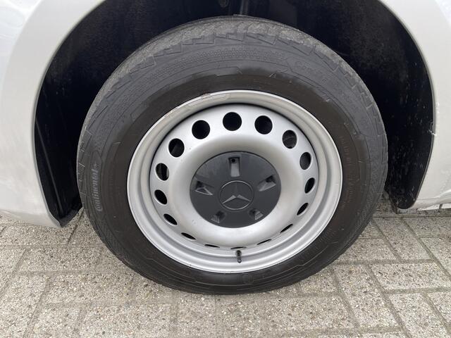 Mercedes-Benz VITO 114 CDI Lang L2H1 automaat / dubbele schuifdeur ! / lease vanaf ¤ 393 / vaste prijs rijklaar ¤ 21.950 ex btw / airco / cruise / navi / trekhaak / zilver metallic !
