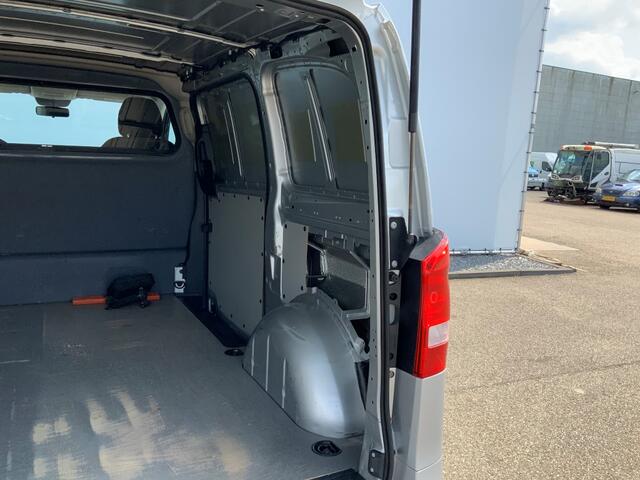 Mercedes-Benz VITO 114 CDI Lang 4X4 Automaat Airco Cruise Trekhaak 2500 kg Euro 6