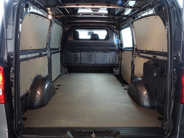 Mercedes-Benz VITO 116 CDI Extra Lang 164pk [ Euro 6 ] -Leer I 3 pers I ECC I Park assist I Sidebars I LMV