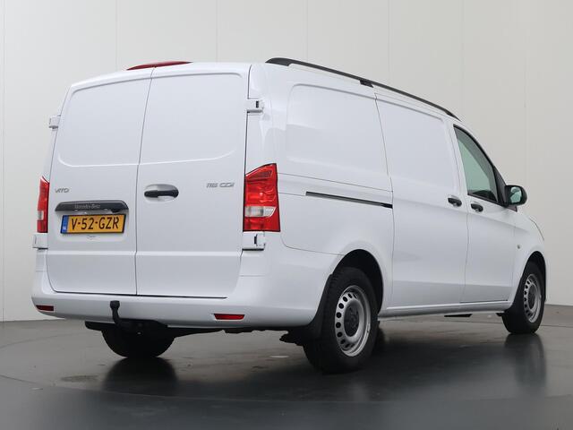 Mercedes-Benz VITO 116 CDI | L2 Lang | Aut. | Navigatie | Parkeercamera | Stoelverwarming | Cruise control | Trekhaak | LED | Dakrailing | 3-zits | Certified |