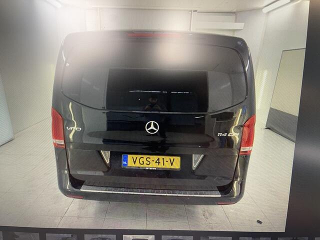 Mercedes-Benz VITO 114 CDI Extra Lang DC 5 persoons Comfort / dubbele schuifdeur ! / vaste prijs rijklaar ¤ 32.950 ex btw / lease vanaf ¤ 589 / airco / cruise / lichtmetalen velgen 18 inch / sidebars