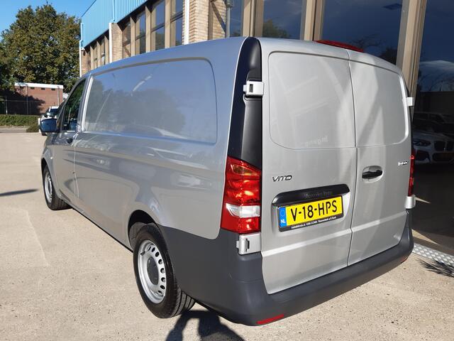 Mercedes-Benz VITO 111 CDI L2 Lang Airco Werkplaatsinrichting 2 Achterdeuren