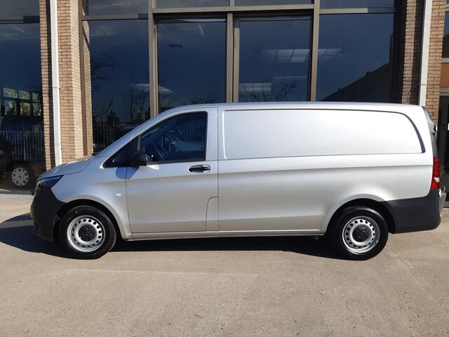 Mercedes-Benz VITO 111 CDI L2 Lang Airco Werkplaatsinrichting 2 Achterdeuren
