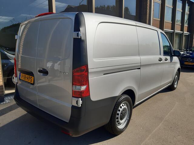 Mercedes-Benz VITO 111 CDI L2 Lang Airco Werkplaatsinrichting 2 Achterdeuren