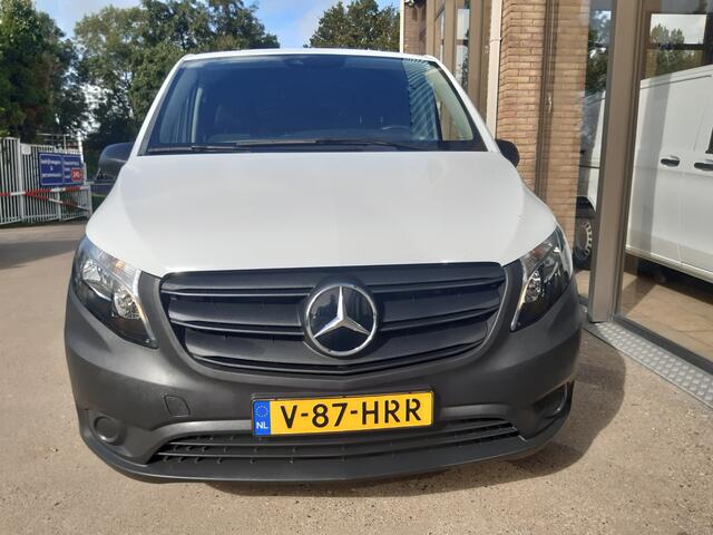 Mercedes-Benz VITO eVito 112 - 66 kWh 290Km Range - Navi - Camera