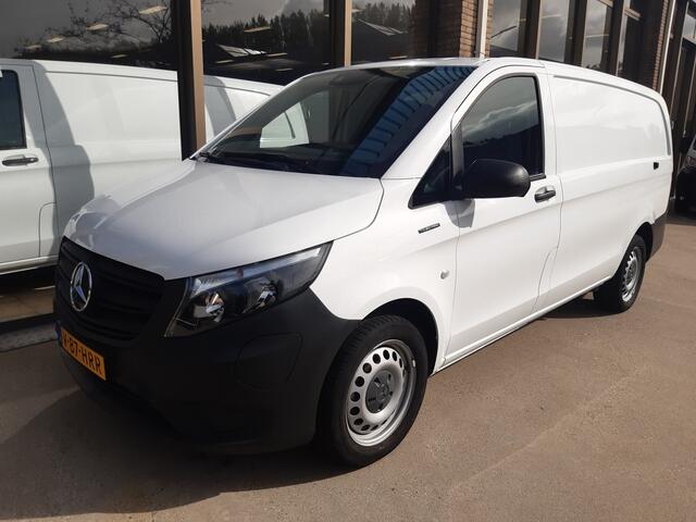 Mercedes-Benz VITO eVito 112 - 66 kWh 290Km Range - Navi - Camera