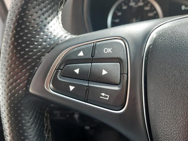 Mercedes-Benz VITO eVito 112 - 66 kWh 290Km Range - Navi - Camera