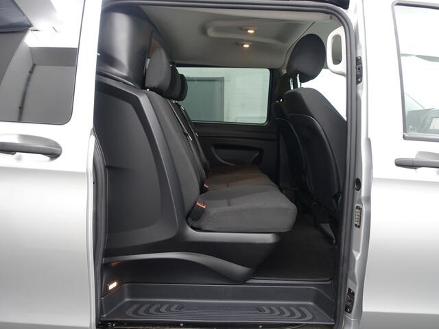 Mercedes-Benz VITO 114 CDI Lang Dubbel Cabine Aut. Night Edition Navi I ECC I Sidebars I AMG LMV I PDC I MF Stuur