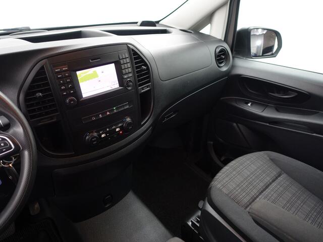 Mercedes-Benz VITO 114 CDI Lang Dubbel Cabine Aut. Night Edition Navi I ECC I Sidebars I AMG LMV I PDC I MF Stuur