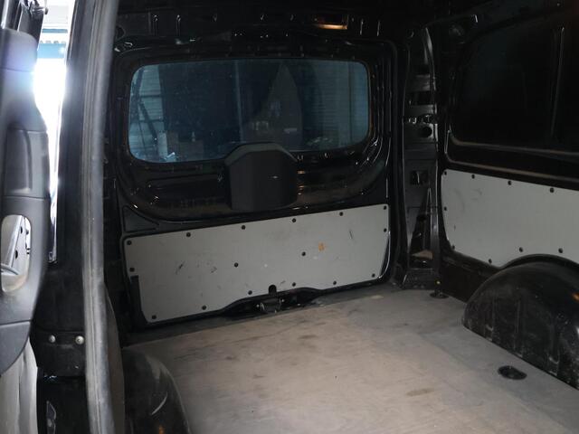 Mercedes-Benz VITO 116 CDI 163 PK LANG *ZWART* + 2500 KG TREKHAAK