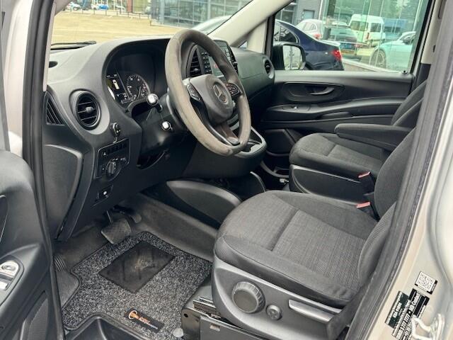 Mercedes-Benz VITO 114 CDI Extra Lang | Dubbele schuifdeuren | Camara l 2,5 t Trekhaak l THERMOTRONIC Airco l Comforstoelen l LM velgen l