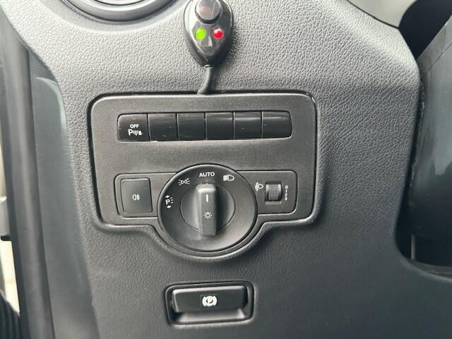 Mercedes-Benz VITO 114 CDI Extra Lang | Dubbele schuifdeuren | Camara l 2,5 t Trekhaak l THERMOTRONIC Airco l Comforstoelen l LM velgen l