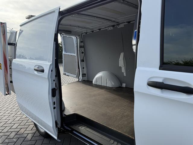 Mercedes-Benz VITO 116 CDI 164 PK / L2H1 / TREKHAAK / CAMERA / WERKVERKEER / ZWAAIBALK / ROLLSIGN / ACTIERAAM