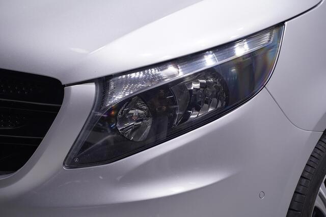 Mercedes-Benz VITO 116 CDI 163 pk Aut. Silver&Black Edition Navi 19" AMG wielen, Spoilers V+A, Camera, 3-Zits