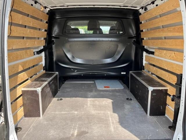Mercedes-Benz VITO 111 CDI Lang DC AIRCO CV+AB TREKHAAK
