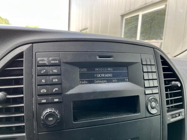 Mercedes-Benz VITO 111 CDI Lang DC AIRCO CV+AB TREKHAAK