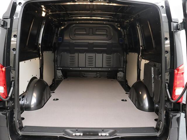 Mercedes-Benz VITO 116 CDI L2 Pro Volle auto LEER Distronic LED Trekhaak Stoelverwarming Camera