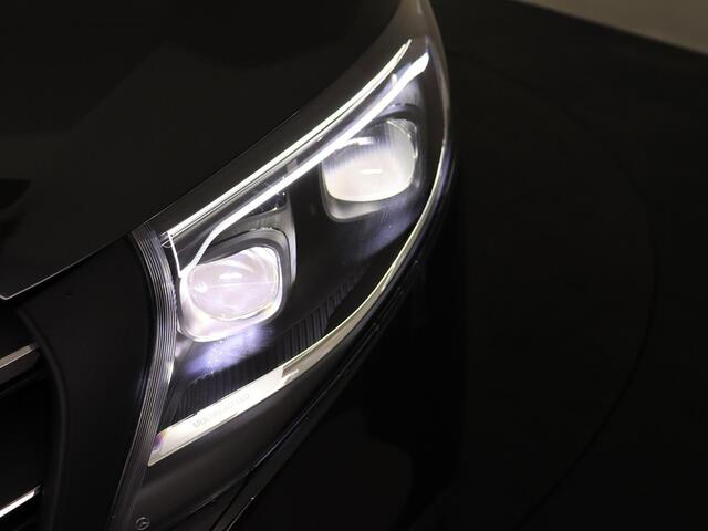 Mercedes-Benz VITO 116 CDI L2 Pro Volle auto LEER Distronic LED Trekhaak Stoelverwarming Camera
