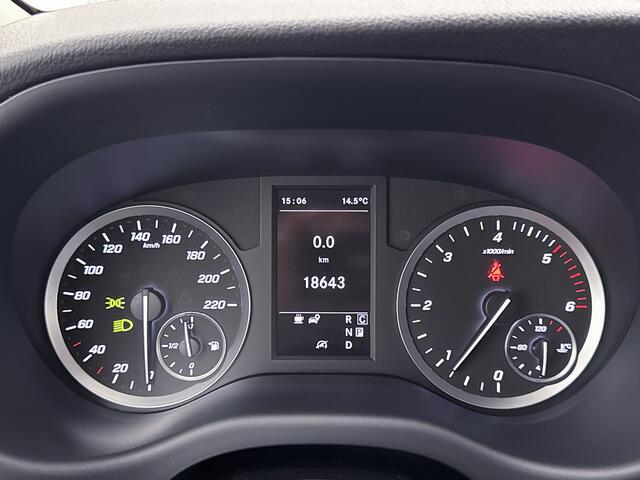 Mercedes-Benz VITO 114 CDI Extra Lang Dubbele Cabine XL Trekhaak Achteruitrijcamera LED Apple Carplay/Android Auto Betimmering