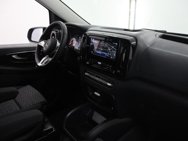 Mercedes-Benz VITO 119 CDI Aut. | XL L3 | Select Distronic Plus | Spiegelpakket | Stoelverwarming | Dodehoekassistent | Climate Control | Parkeerpakket | Comfortstoelen | Afneembare trekhaak | Lichtmetalen Velgen |