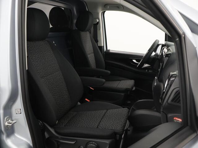 Mercedes-Benz VITO 119 CDI Aut. | XL L3 | Select Distronic Plus | Spiegelpakket | Stoelverwarming | Dodehoekassistent | Climate Control | Parkeerpakket | Comfortstoelen | Afneembare trekhaak | Lichtmetalen Velgen |