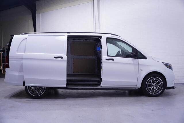 Mercedes-Benz VITO 116 CDI 163 pk XL Black&White Edition Navi, 19" AMG Wielen, Camera, Spoiler Pakket, PDC V+A, Laadruimte Pakket, 3-Zits